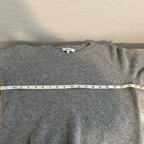 Madewell Gray Alpaca Wool Blend Size Medium High Low Slit Sides Pullover Sweater - Picture 5 of 5